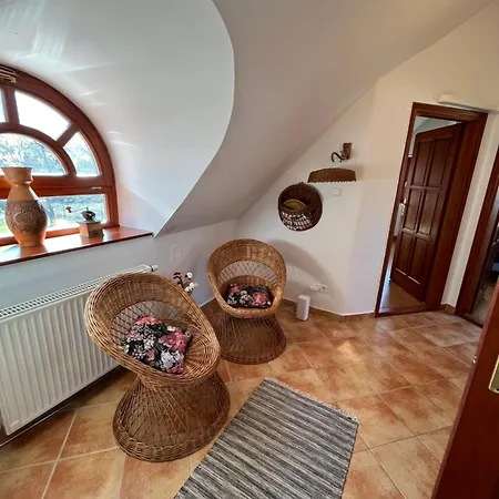 Hegy Es Balaton Vendeghaz