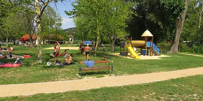 Hegy Es Balaton Vendeghaz בית נופש *