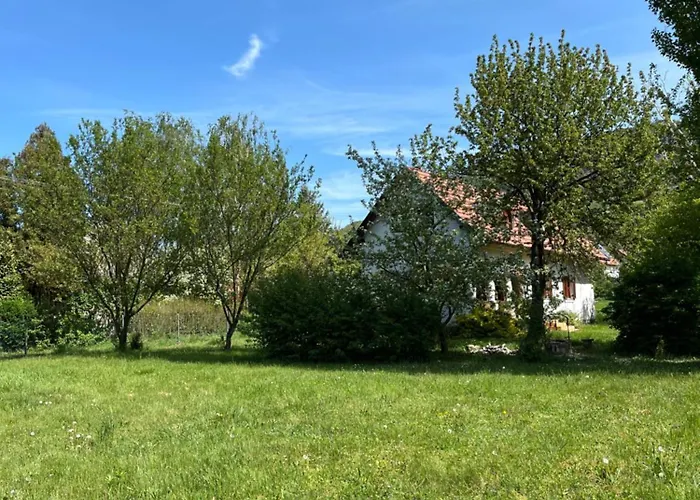 Hegy Es Balaton Vendeghaz בית נופש Badacsonytördemic