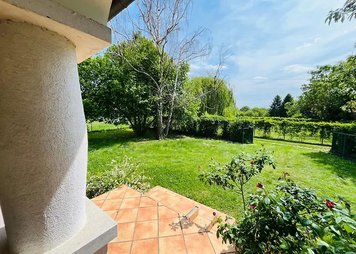 Hegy Es Balaton Vendeghaz